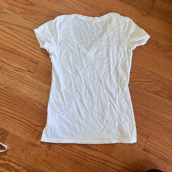 Everlane Basic Tee - Picture 2 of 6